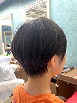 アッシュ 下北沢店(Ash) 襟あし耳かけショート