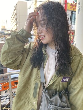 フィン(fin,) fin, ケアブリーチカラー/ハイトーン/ダブルカラー/パーマ/天神