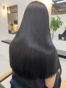 イブー(hibou) 艶髪ストレート