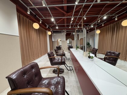 アグ ヘアー ラック 高坂駅前店(Agu hair luck)の写真