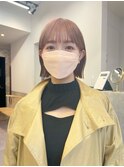 ぱつっとボブ×顔まわりレイヤー×ピンクベージュ[横浜駅]