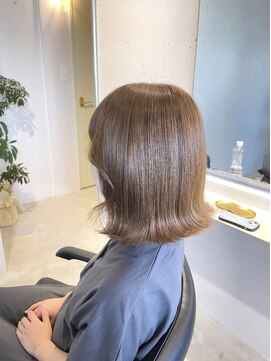 ティム(tim) 《hinako》ブリーチなしMilk tea beige ＊>、