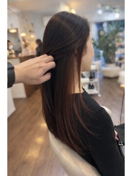 フルール(fleur) 大人可愛いインナーカラー×艶ロング