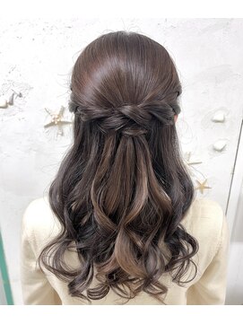 メカマハロジャミング(Me Ka Mahalo Jammming) ハーフアップ/ヘアセット/ヘアアレンジ/お呼ばれヘア