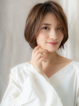 カバーヘア ブリス 川口(COVER HAIR bliss) ミルクグレージュブリーチなしレイヤーショートボブX川口30代