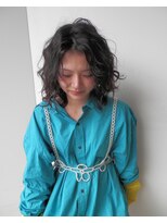 フェリアファム 北千里(FERIA fam)&nbsp;パーマ風コテ巻きアレンジ