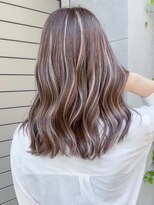 アフィナー 上大岡(Afinar) ブリーチハイライト髪質改善ダブルカラーレイヤーカット
