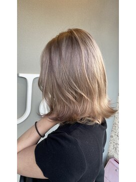 ユーアンドアイ(U&i) ハイトーンミルクティーベージュ