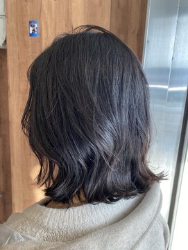 アヴァンス 天王寺店(AVANCE.) ブルーブラック×透明感