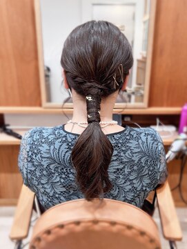 スイート ヘアデザイン(Suite HAIR DESIGN) ローポニーアレンジ