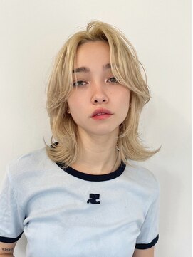 フィーリーカラー 大阪梅田店(feery color) ハイトーンベージュシースルーショートボブミニボブグレージュ