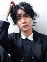 ライラ(Lyla)&nbsp;くせ毛風無造作スパイラル　ヌケ感マッシュウルフ2