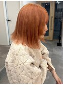 ハイトーンカラーオレンジベージュ*外ハネミディアムヘア