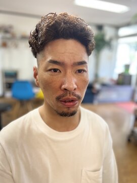 ビューティーブルーム(Beauty Bloom) メンズポイントパーマ