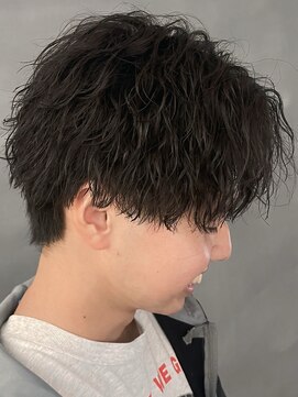 バース バイ ハピネス(BIRTH by happiness) 奈良men'sツイストスパイラルパーマセンターパート