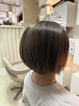 ギヴ 玉造店(Give) コントラストハイライト　～ショートボブ～