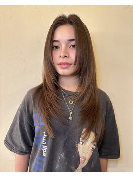 ランプ 代官山(the lamp) ハッシュカットチョコレートブラウンシャギーカット透明感カラー