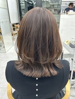 ビューナゴヤ 名駅(VIEW NAGOYA)&nbsp;レイヤーカット/外ハネレイヤー/くびれヘア/前髪カット