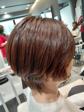 ヒスイバイケンジ(hisui by KENJE) ショートカット/ショートレイヤー/白髪ぼかし/髪質改善