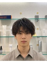 ビーシャイン(B-SHINE) メンズパーマ/メンズカット/シェービング/眉毛/メンズサロン