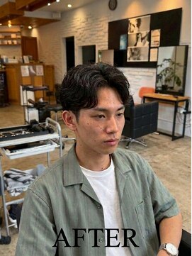 ジェットブラックキューサンロク(JET BLACK 936) フェザパーマ