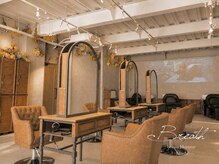 ブレスボーオム 明石(Breath beauu Homme Akashi)の雰囲気（こだわり抜いた他にないフレンチアンティークの内装）