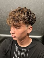 バーバークラシックス(BARBER CLASSICS)&nbsp;スペインカール/海外風パーマ/スキンフェード/新潟メンズパーマ/
