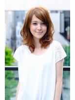 ロエナ(ROENA)&nbsp;20代30代40代50代黒髪レイヤーロング前髪パーマグレーベージュ