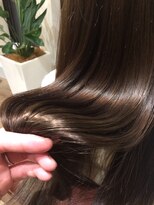 ヘアーラウンジラウレア(LAULEA) フローディアトリートメント