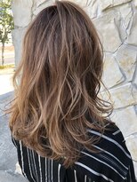 ヘアメイク ヴァロ(Hair Make VaLo)&nbsp;ベージュ＋ブリーチ