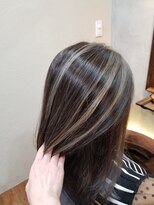 シェルビー 新宿(SHELBe)&nbsp;インナーグレージュ×バイカラー[新宿/髪質改善/ヘッドスパ]