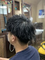 ラボーテイサミヘアーイースト(La.beaut'e ISAMI HAIR EAST)&nbsp;MEN’S HAIRハイライトマッシュパーマ〈理容室〉東浦和メンズ