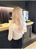 ホワイトブロンドロングヘアー