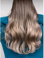 ロロ(ro-ro) 【恵比寿ro-ro】ハイトーン×ペールベージュ