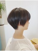 頭の形が綺麗に見える！コンパクトショート☆