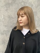 ネイロ 錦糸町(NeiRo)&nbsp;ミルクティーベージュハイトーンカラー外ハネ切りっぱなし