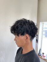 ヘアメイクアン(Hair Make Une)&nbsp;ストリート風ツイストスパイラルパーマ