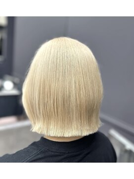 エル ヘアサロン なんば店(eL) 抜きっぱなしブロンド★AYUMI