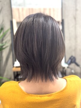 コティ(Kotii) ツヤカラー×ミントアッシュ