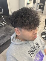 コードバイケンジ 戸塚(CODE by KENJE)&nbsp;ツイストスパイラルで作る無造作×束感スタイル