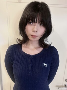 エンベロープス 中目黒(Envelopes) 抜け感ミディアムレイヤー［中目黒/ハッシュカット］