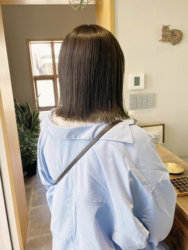 プールト ジュール モナミ(pourtoujours monami) ボブタッセルボブ切りっぱなしボブ