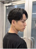 テーパーフェードニュアンスパーマ刈り上げセンターパートメンズ