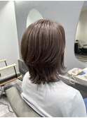 白髪ぼかしベージュカラーとくびれウルフカット