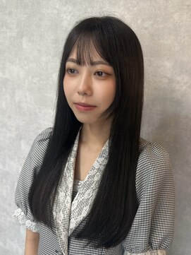 ウル(Ulu.) 透け感ストレート/美髪矯正/ロング/黒髪/小顔/グレーブラック