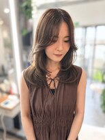 アングゥイー(ungu iE)&nbsp;顔まわりレイヤー＋くびれミディ