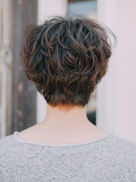 キリカ 中野(KIRIKA) 《メンズ》オシャレ無造作パーマ  バック【amble中野】