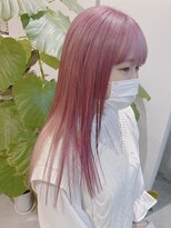 イル(ill)&nbsp;ペールピンク　髪質改善　ブリーチ３回　大須