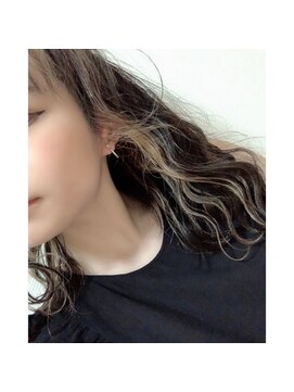 ネウィ ハウオリ 札幌駅前(newi hau'oli) 20代30代40代50代ナチュラル小顔カットくすみカラー切りっぱなし