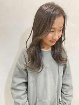 ヴィンス(vince) グレージュ/インナーカラー/くびれヘア